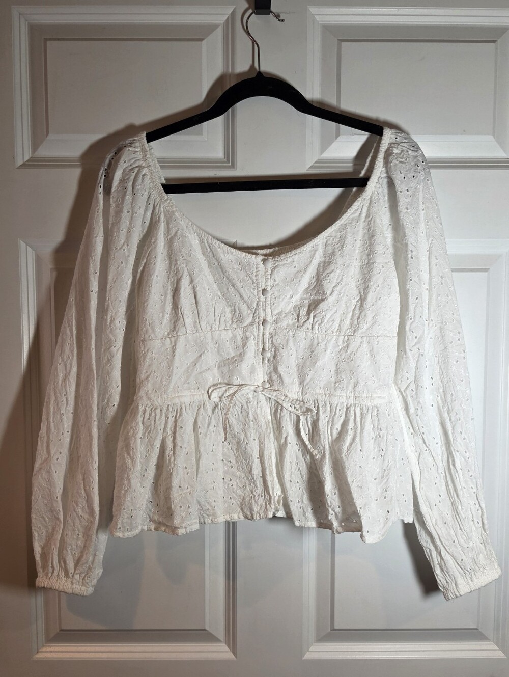 Aerie Women's White Eyelet Peplum Long-Sleeve Top L